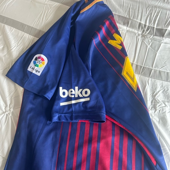 Messi T-shirt for men size Large - Picture 2 of 4